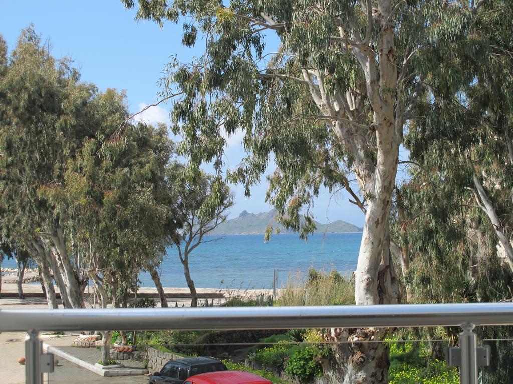 Sunset Beach Apartments Turgutreis Rum bild