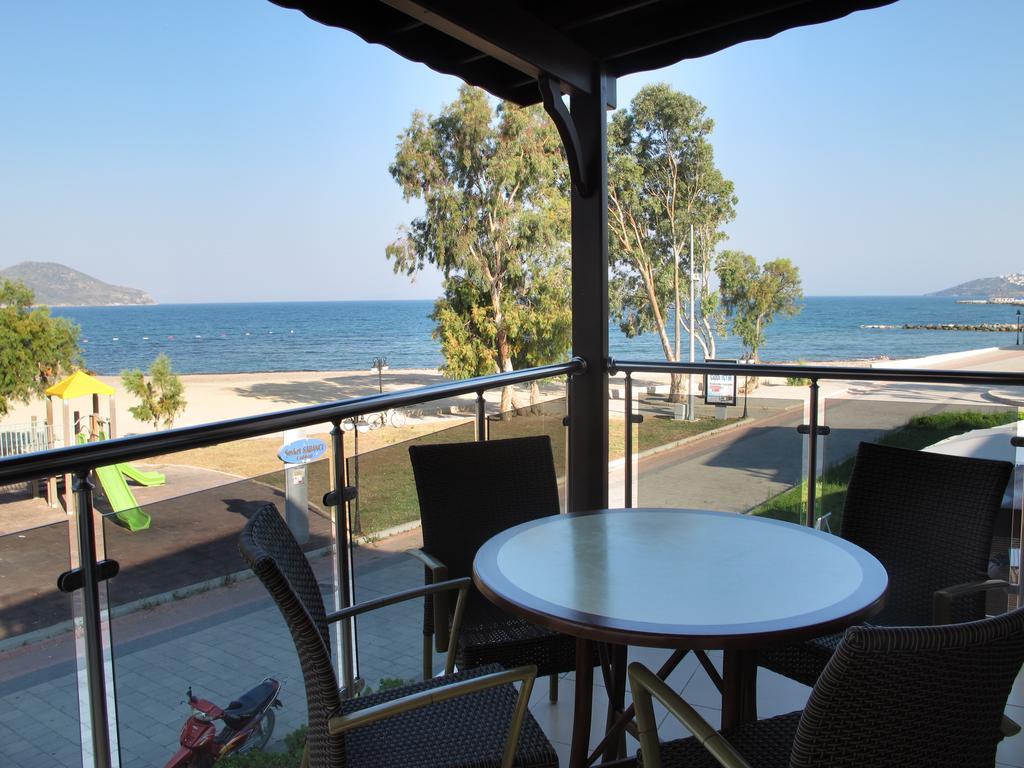 Sunset Beach Apartments Turgutreis Rum bild