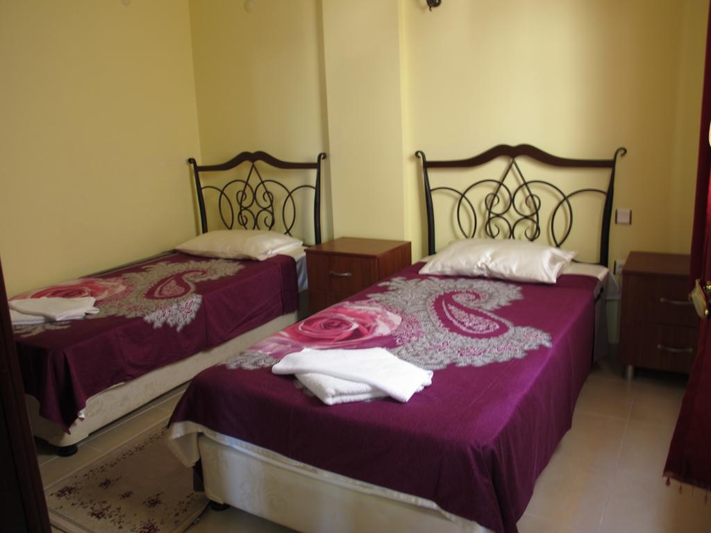Sunset Beach Apartments Turgutreis Rum bild